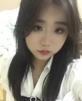 中宁，19岁兼职小姐姐