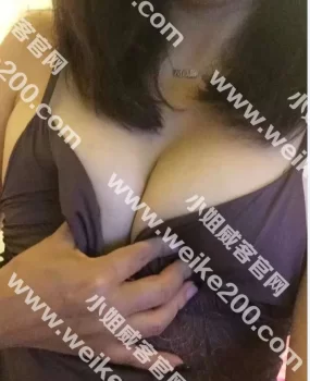 普陀大战熟女佩佩骚到骨子里的女人