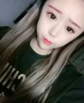 安职的学生妹子