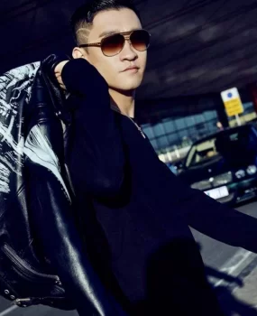 鸭子男模，男神级别